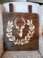 ANTICA TAVOLA IN LEGNO con stencil cervo