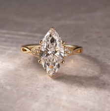 Splendido anello di