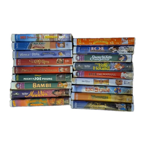 Lot vtg s 2000 - 18, 2000’s