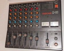 TASCAM M‐06 Mixer analogico