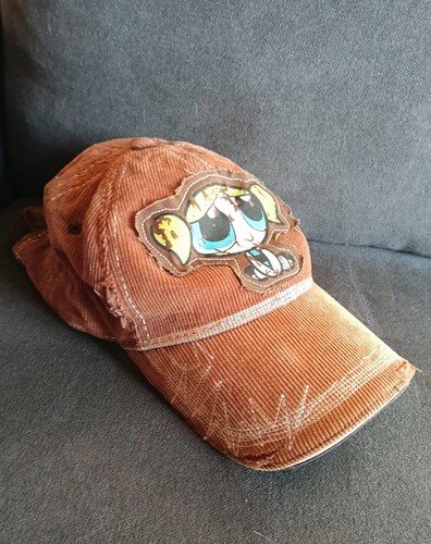Cappellino con tesa marrone