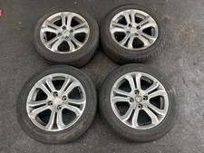 Cerchi in lega e pneumatici