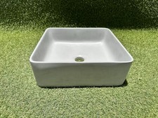 LAVELLO IN CEMENTO FATTO A