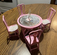 Set tavolo e sedie da pranzo a