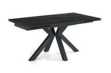 Tavolo da pranzo in pietra