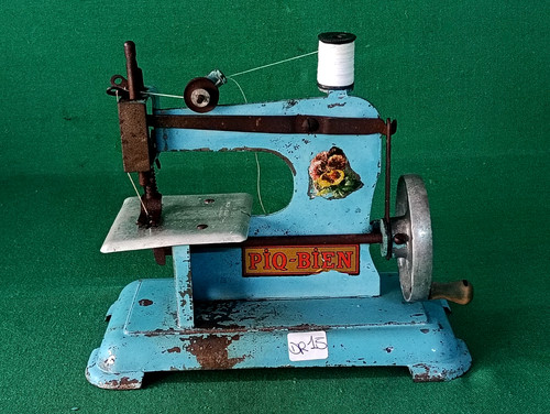 Mini macchina cucire - macchina, da