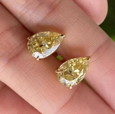 Orecchini 8*6 mm giallo