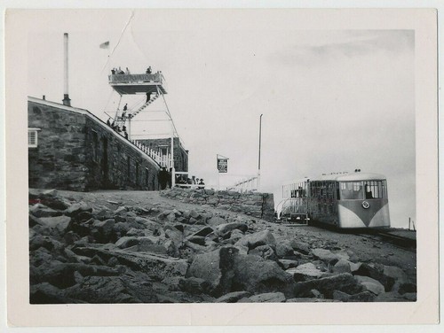 Pikes peak summit house - summit,