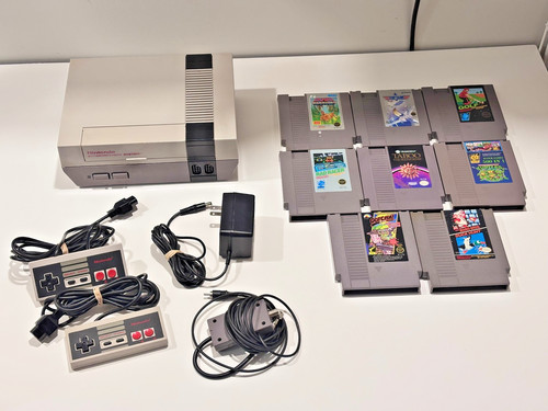 Nintendo nes 1985 - nintendo,