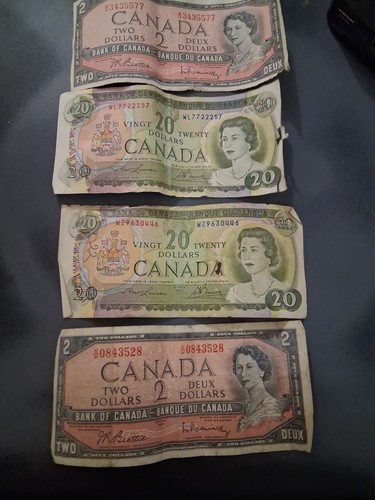 Lotto cartamoneta canadese