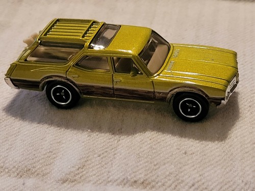 Matchbox 1971 oldsmobile vista - matchbox,