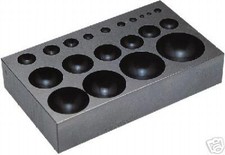 Bottoniera imbottitrice 27 semisfere da 2 a 25 mm.diametro