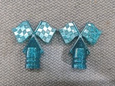 Nuovi tappi valvole bandiera