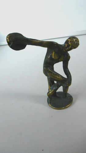Statuetta discobolo bronzo - in,