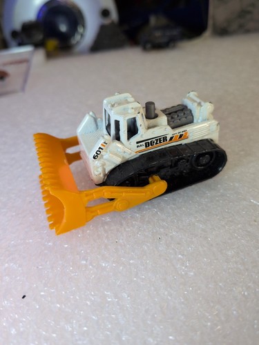 Bull dozer matchbox 2000 - matchbox,