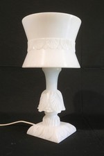 antica lampada abatjour da