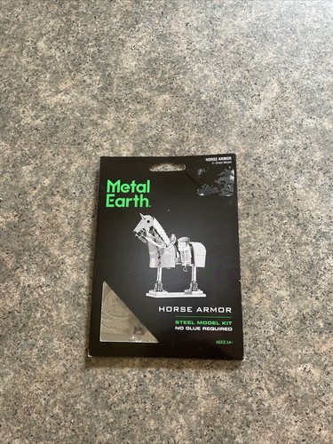 Metal earth horse armour - metal,
