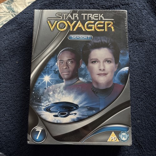 Star trek voyager season - star,