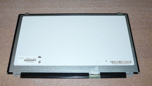 Display wxga - 39,6, (15,6")