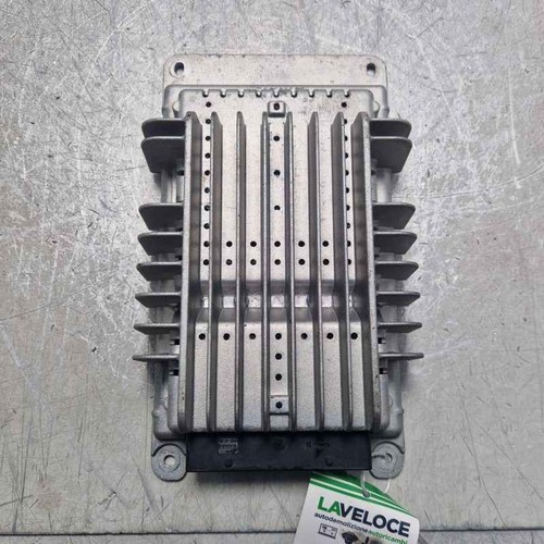Amplificatore stereo autoradio