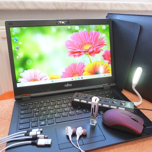 Fujitsu e549 pollici fullhd - e549,