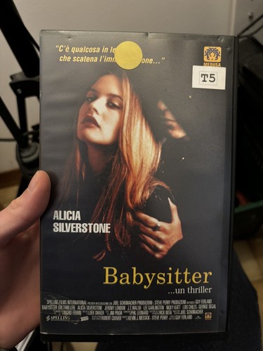 BABYSITTER...UN