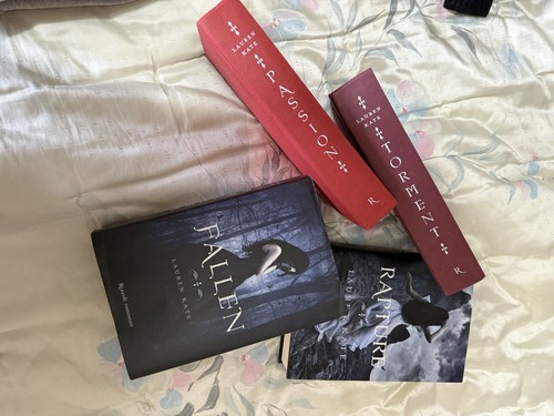 Saga libri lauren kate - saga,
