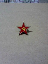 Spilla stella rossa con falce