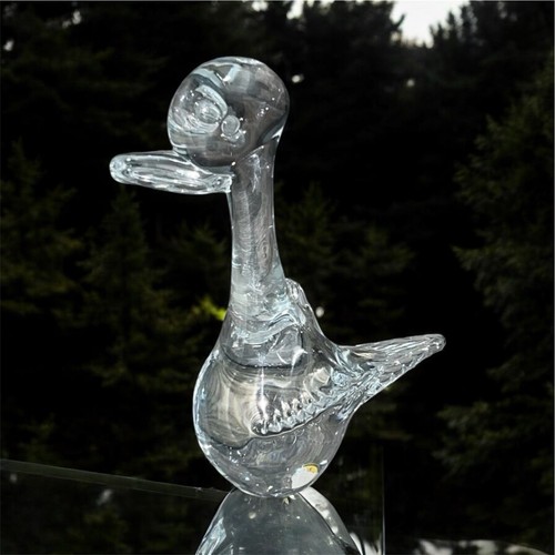 Statuina anatra cigno