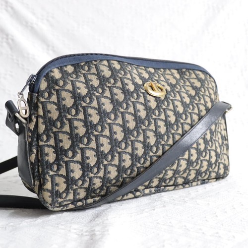 Borsa tracolla christian - a,