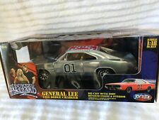 Ertl: General Lee 1969 Dodge Charger 1:18 pressofuso (cromo) 39181 In magazzino