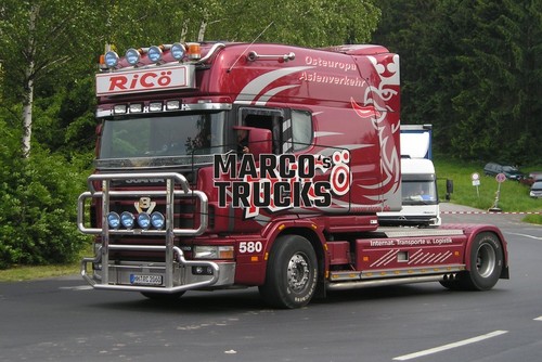 Foto camion scania - 580, solo