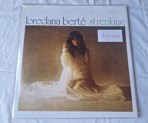 Loredana berte streaking 33 - streaking,