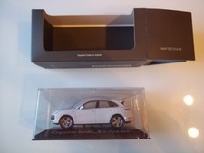PORSCHE Cayenne Turbo S