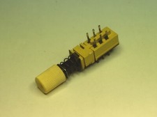 Interruttore a pulsante DPDT switch ON/OFF - Deviatore a pulsante + cappuccio