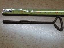 vecchia chiave chiavetta aprire razioni militari scatola seconda guerra mondiale