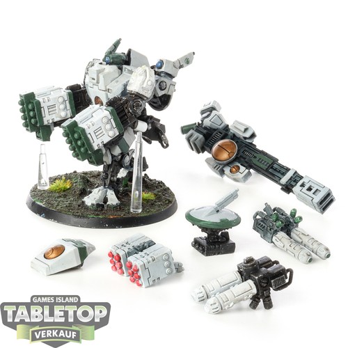 Tau empire tuta - empire, battaglia