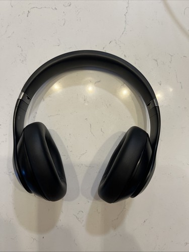 Beats dre studio pro - by,