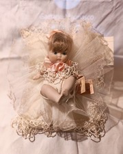 Bambola porcellana di