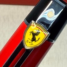 Set penna a sfera e portachiavi Ferrari Sheaffer con scatola 23983