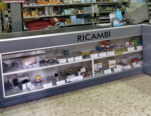 Bancone armes per ricambi - armes, auto