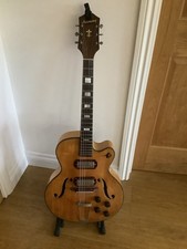 Chitarra Archtop Harmony H62