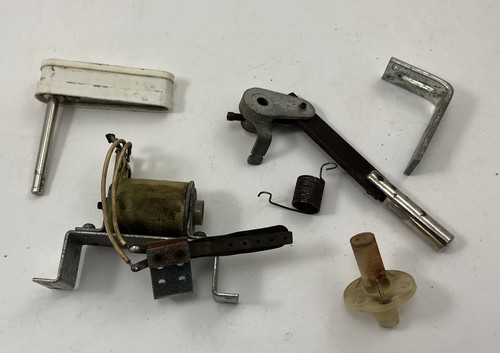 70s gottlieb flipper - gottlieb, assembly
