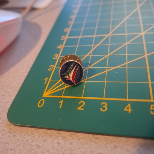 Vecchio distintivo spilla pin
