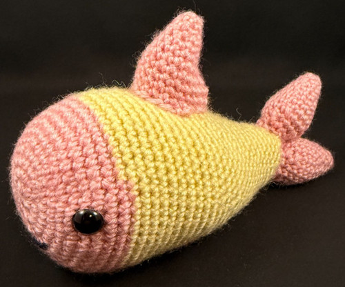 Uncinetto pesce rosa e - pesce,