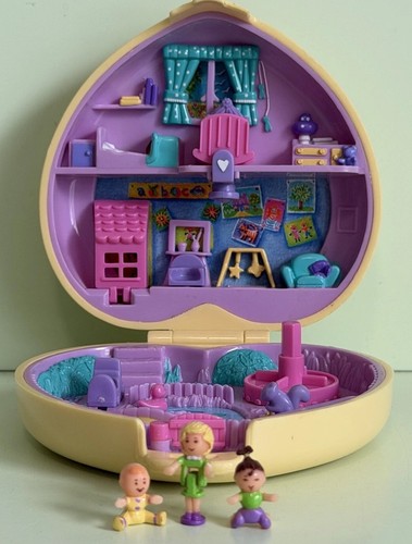 Polly pocket strollin baby - polly,