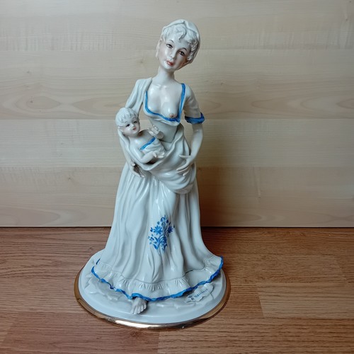 Statua porcellana firmata - statua, in