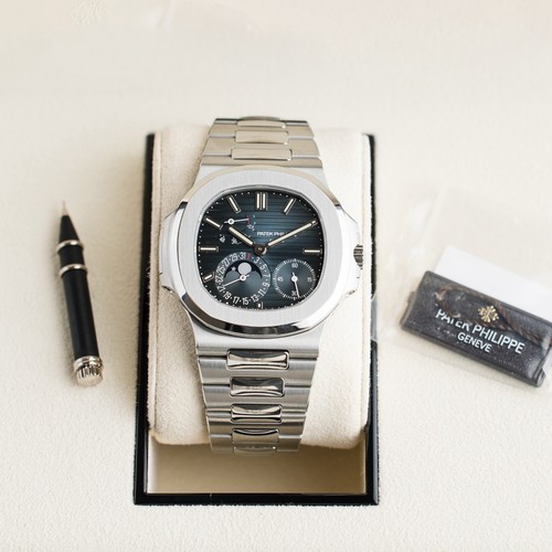 Patek philippe nautilus fasi - patek,