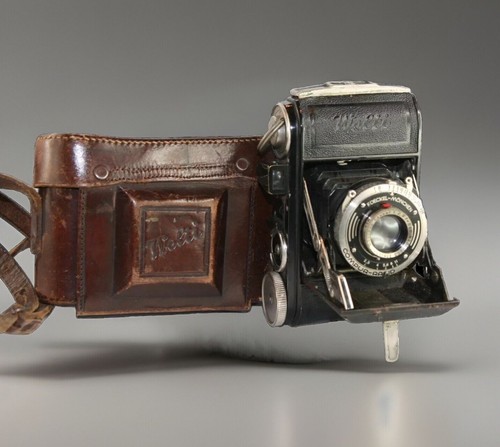 Welti folding camera - ,