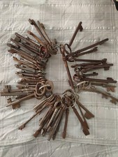 Chiavi antiche miste